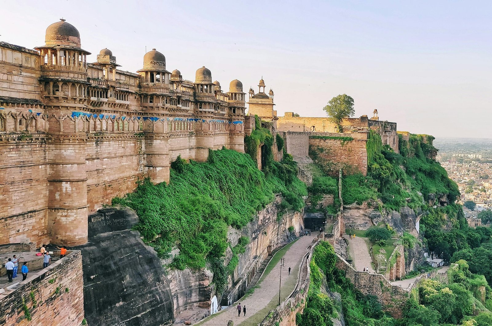 Gwalior Taxi And Service