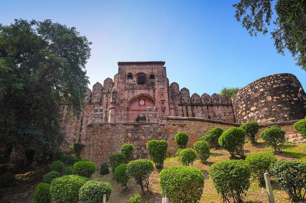 Gwalior Taxi And Service